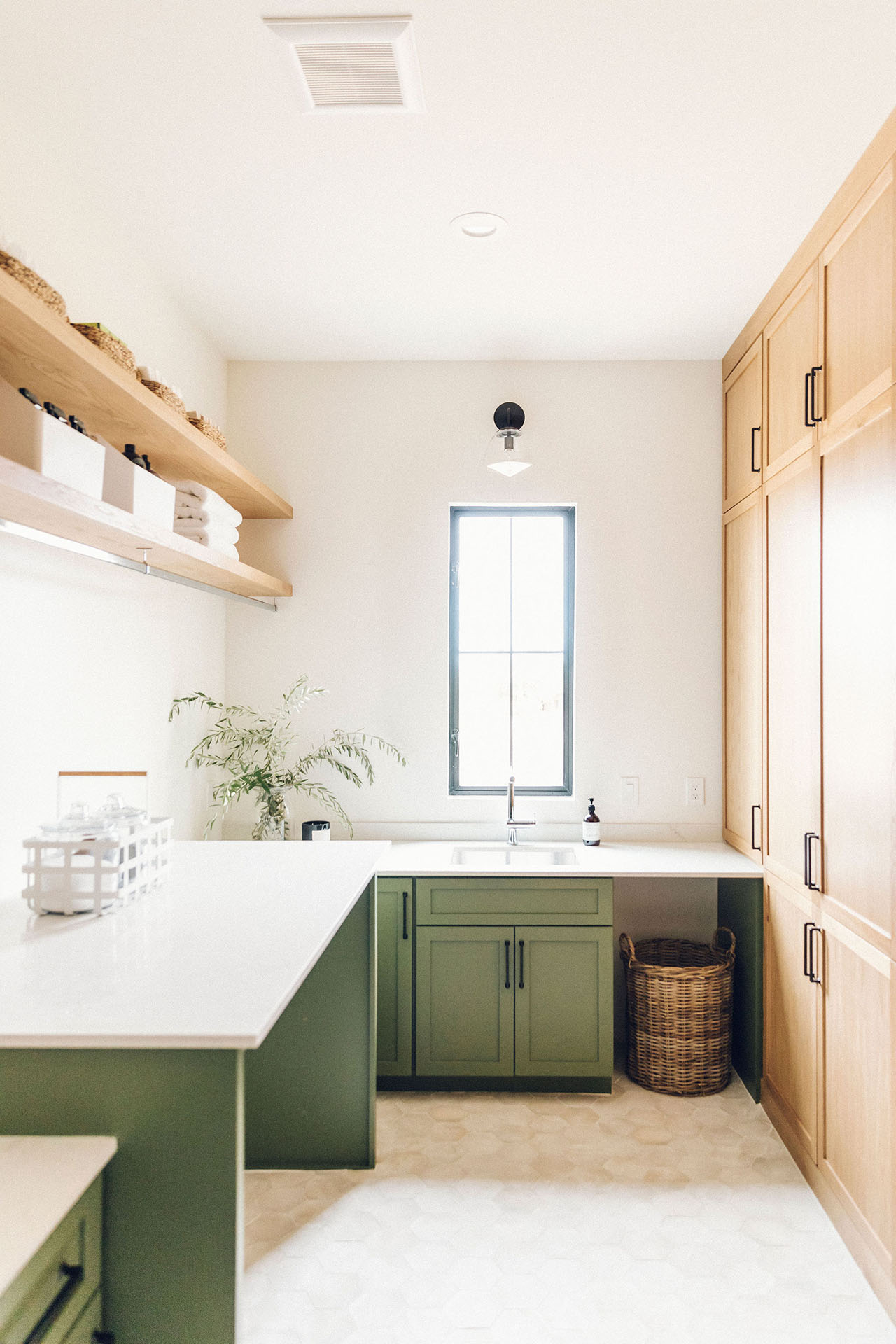 Laundry Room | Camino V | Modern Nest | Custom Home Builder | Scottsdale, AZ | Design, Build, Furnish