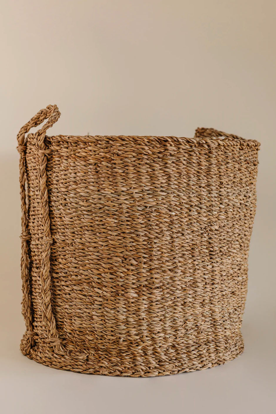 Hand Woven Seagrass Basket | Modern Southwest | Modern Nest | Custom Home Builder | Scottsdale, AZ | Design, Build, Furnish