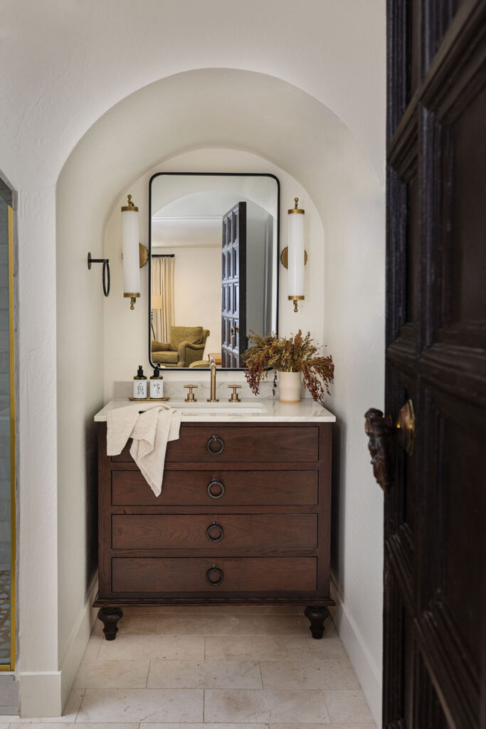 Spanish Revival by Modern Nest | Master Bathroom | Zellige Tile | Spanish Style Home Remodel | Scottsdale, Arizona Home Remodel | Market by Modern Nest | Modern Nest | Scottsdale, AZ | Design, Build, Furnish