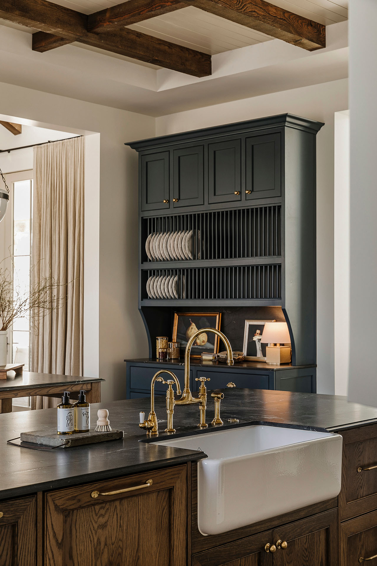 The English Country Kitchen | Collected. A Journal by Modern Nest