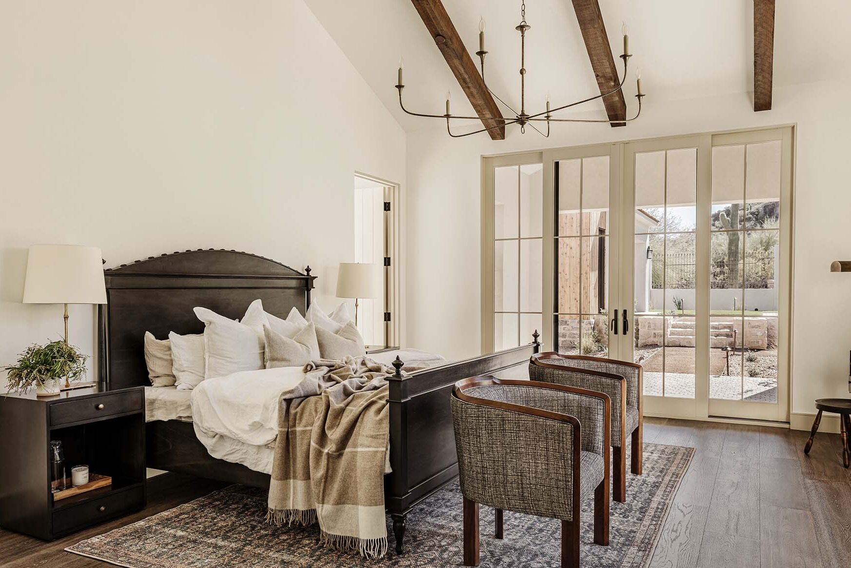 English Country by Modern Nest | English Country Primary Bedroom | Bedroom Decor | Luxury Bedroom |  Scottsdale, Arizona Home Build | Market by Modern Nest | Modern Nest | Scottsdale, AZ | Design, Build, Furnish