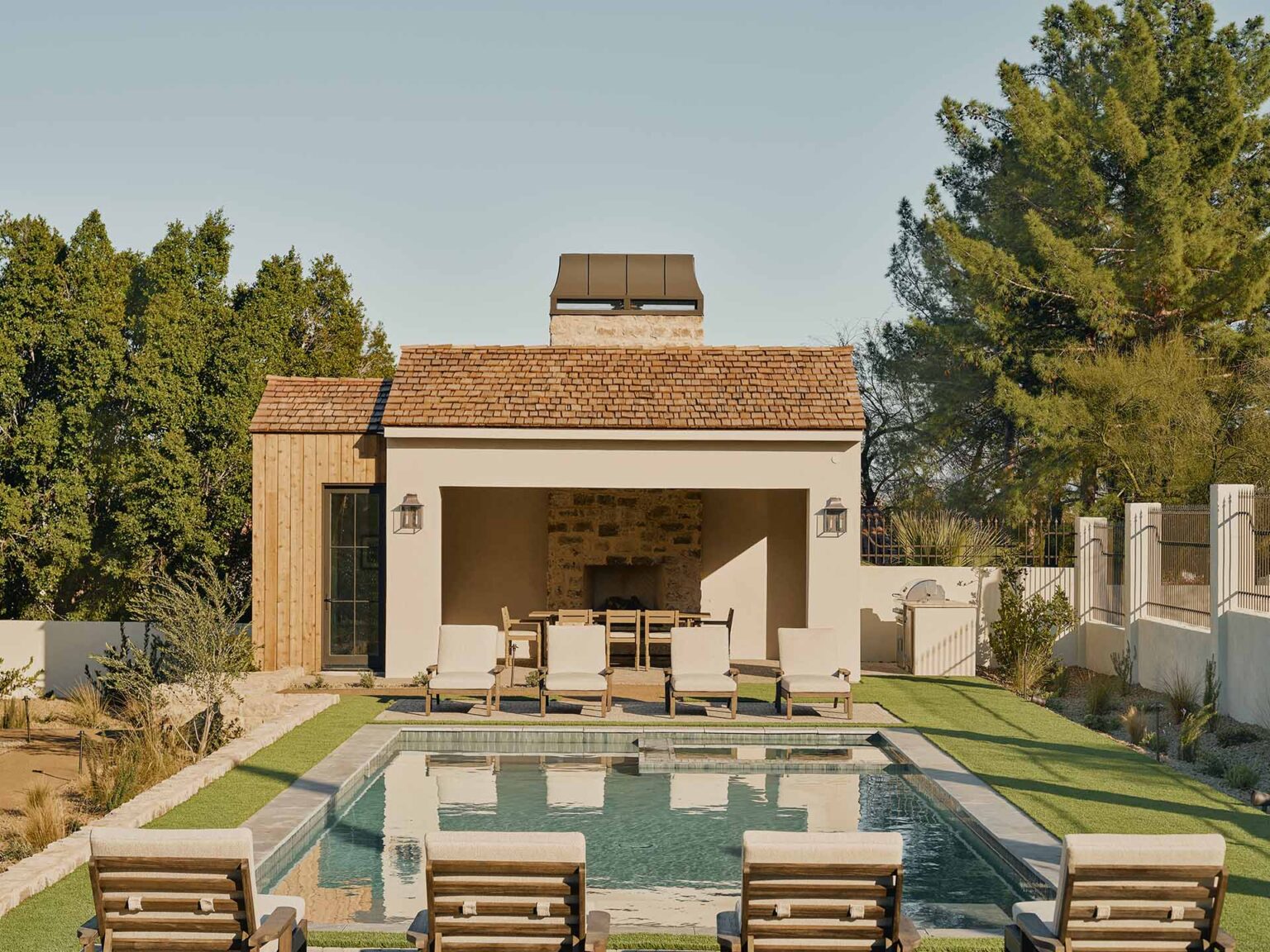 English Country Outdoor Living | Collected. A Journal by Modern Nest