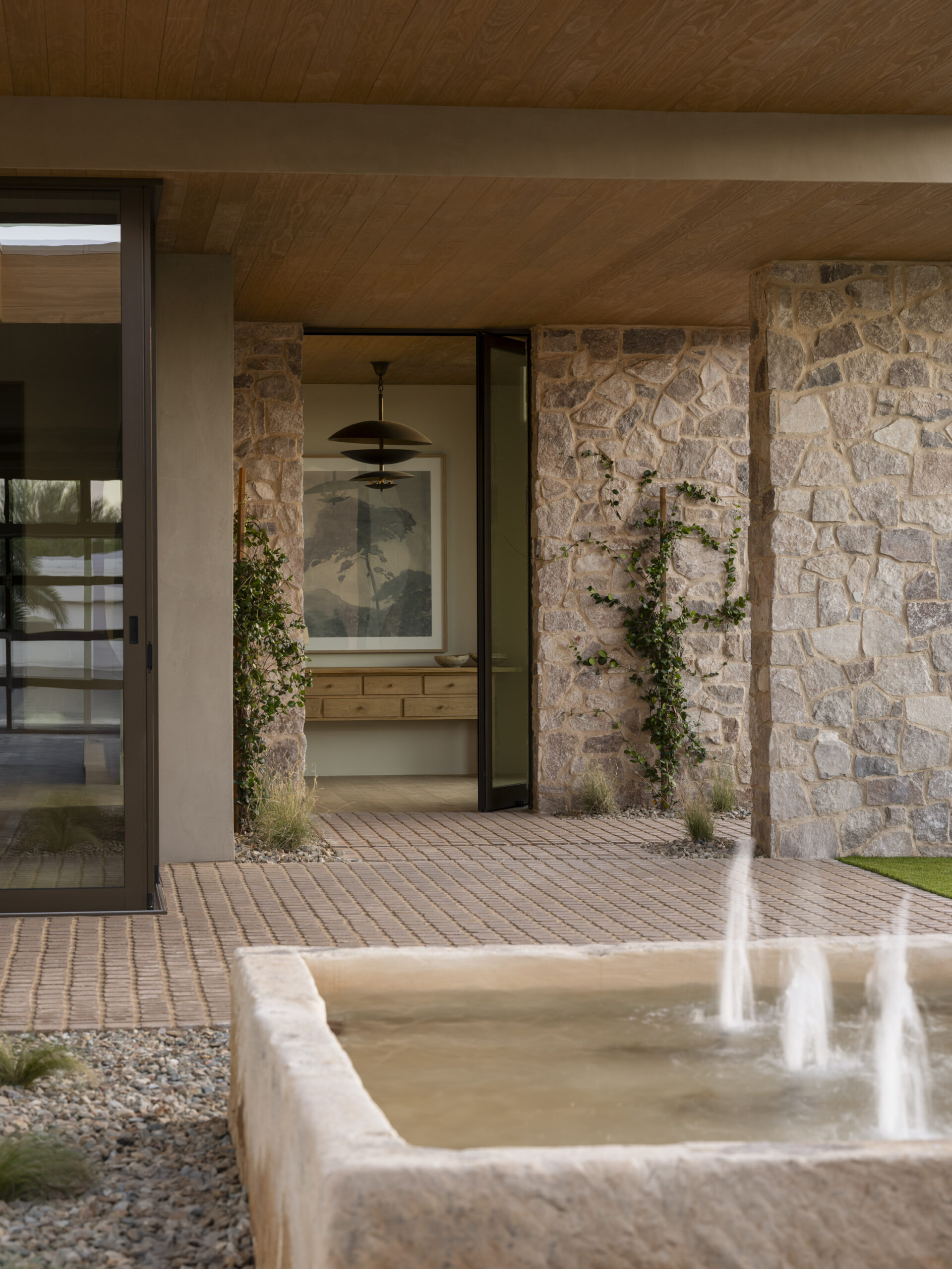 Modern Nest Desert Muse in Paradise Valley, Arizona